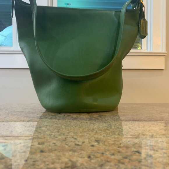 Olive green Coach bucket bag - Picture 2 of 6